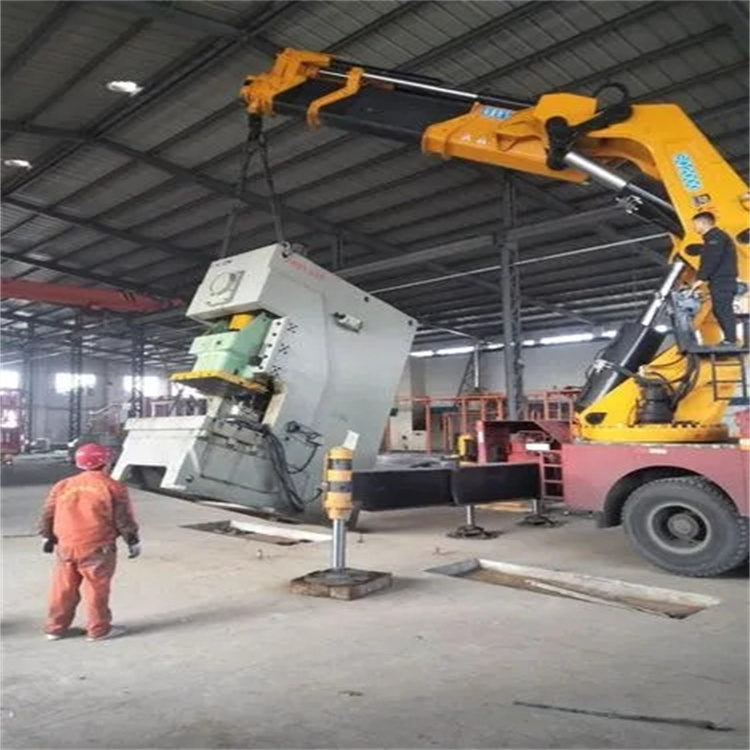 金水80吨折臂吊车出租附近电话